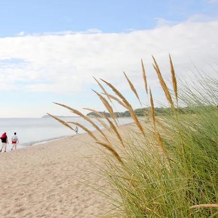 Naturnah, Mit Terrasse, Garten Und Meerblick - Auf Dem Teschenberg Apartmán Middelhagen